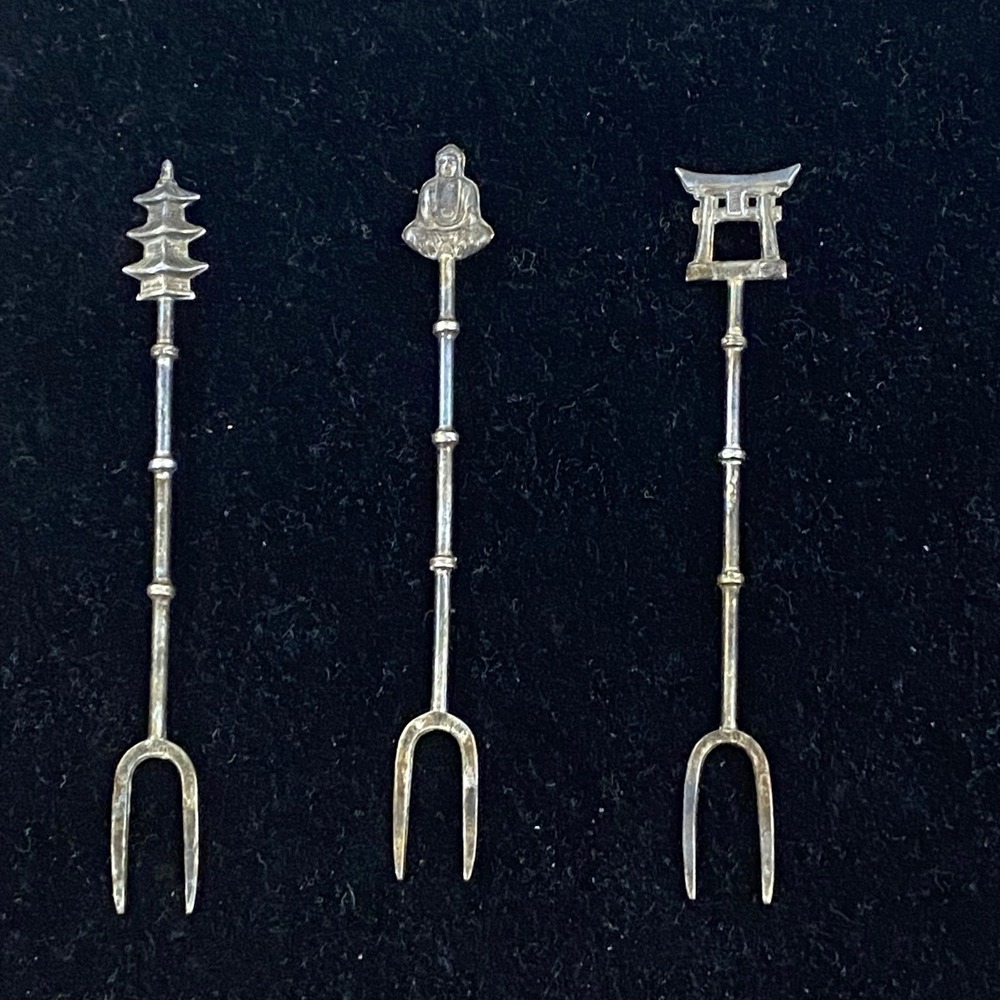 Vintage Japanese Export Sterling Silver Figural Cocktail Forks Set of 6 Boxed - Picture 8 of 8